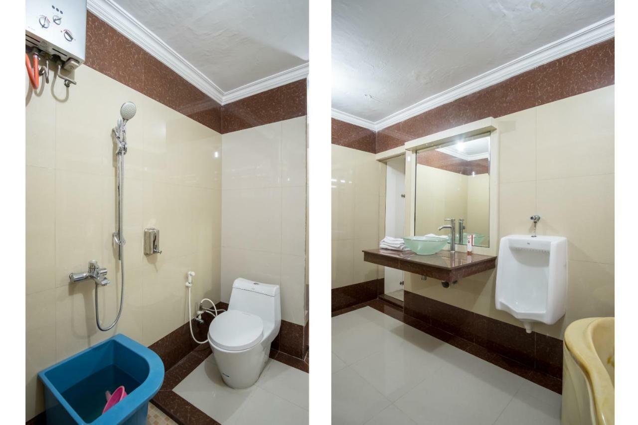 Oyo 619 Naufal Guest House Syariah Medan Buitenkant foto